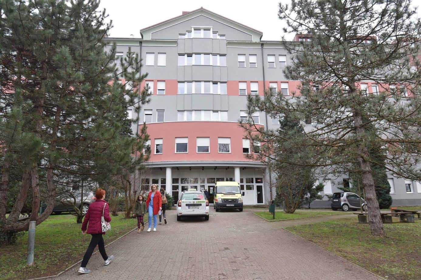 U Varaždinskoj županiji 159 novih slučajeva, u bolnici 124 osobe s težom kliničkom slikom, 18 na respiratoru U Varaždinskoj županiji 159 novih slučajeva, u bolnici 124 osobe s težom kliničkom slikom, 18 na respiratoru