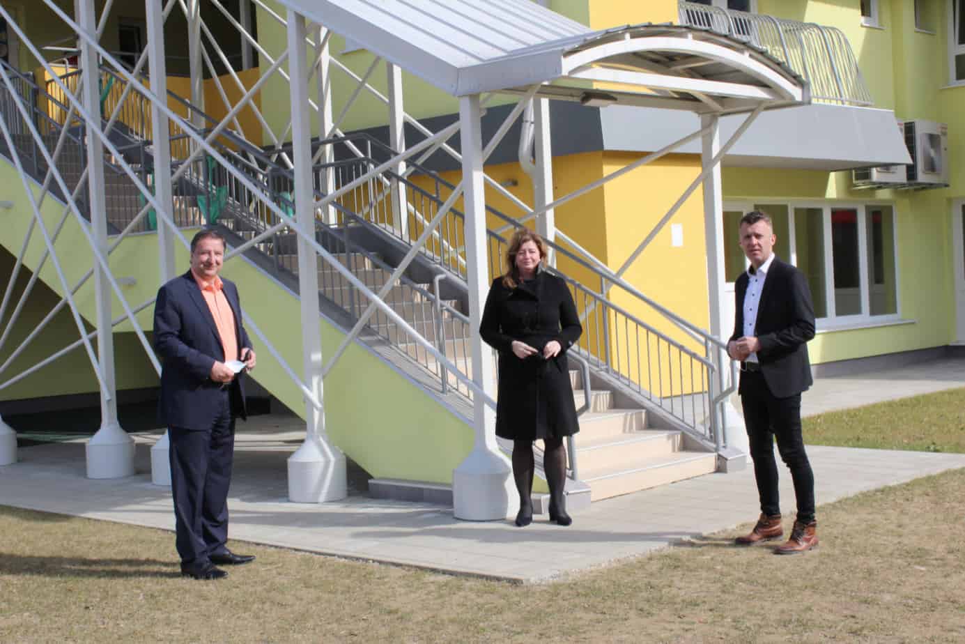 Umjesto brzom prugom do Zagreba, mladi sa sela odlaze u Njemačku Umjesto brzom prugom do Zagreba, mladi sa sela odlaze u Njemačku