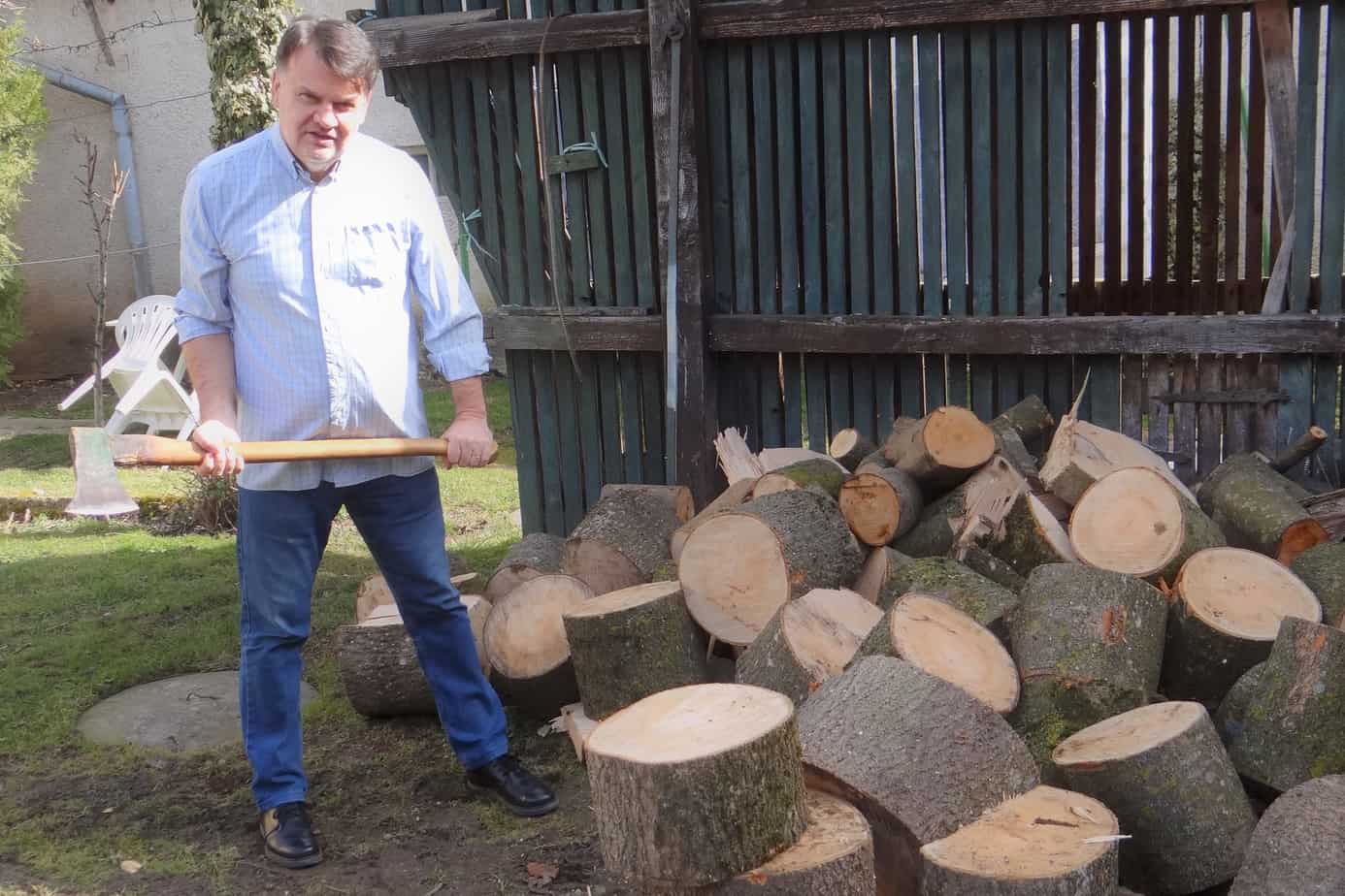 ŽELJKO PAVLIC: Volim sam za zimu pripremiti i nacijepati drva! ŽELJKO PAVLIC: Volim sam za zimu pripremiti i nacijepati drva!
