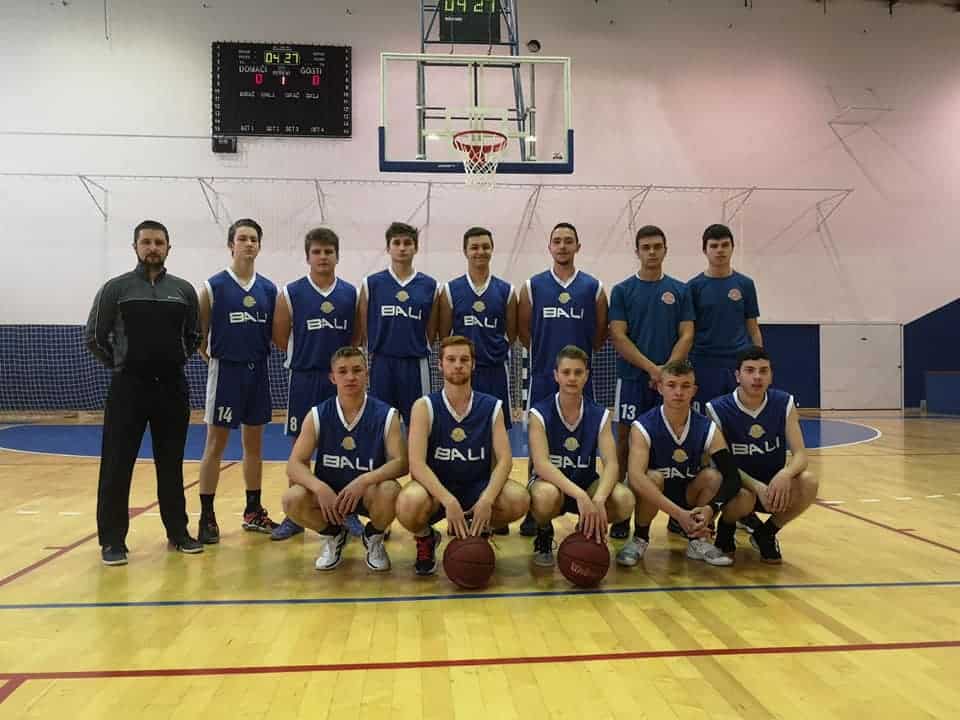 Košarkaši Dubravčana igrali utakmicu nakon šest mjeseci pauze Košarkaši Dubravčana igrali utakmicu nakon šest mjeseci pauze