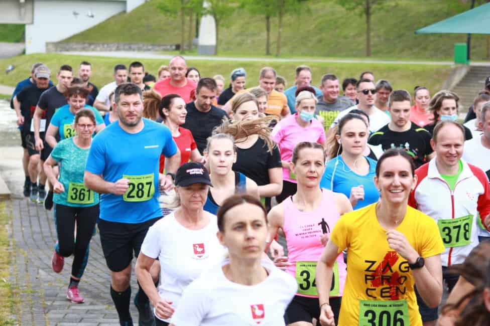 Pobjednici: Valentina Vadlja, Siniša Škvorc, Nina Dobša i Darko Okreša Pobjednici: Valentina Vadlja, Siniša Škvorc, Nina Dobša i Darko Okreša