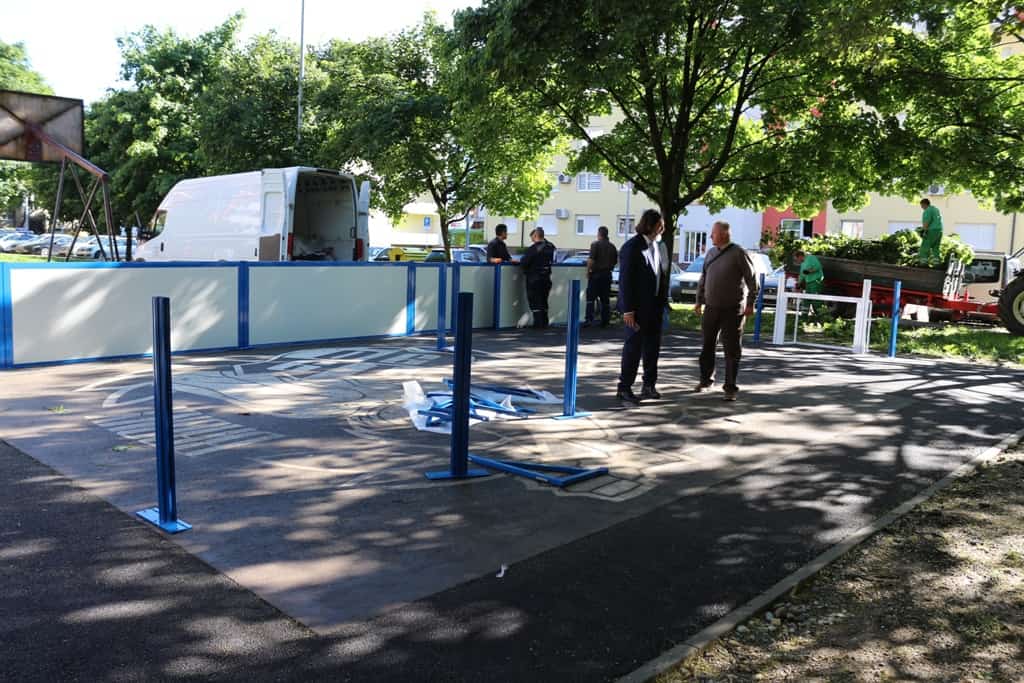 Cageball igralište u Bronxu Cageball igralište u Bronxu