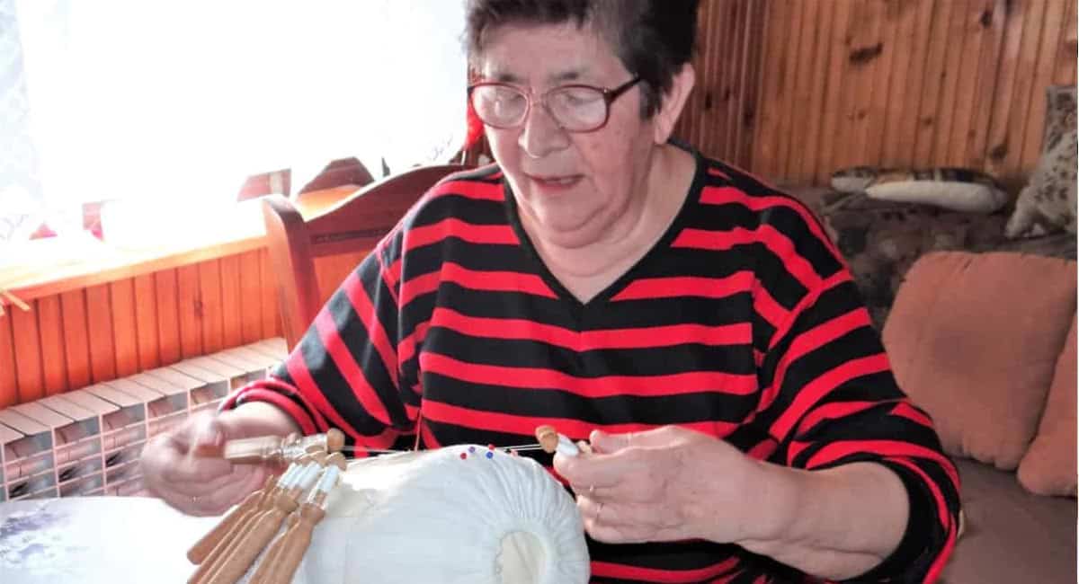 Magične ruke čipkarice Magice! Magične ruke čipkarice Magice!