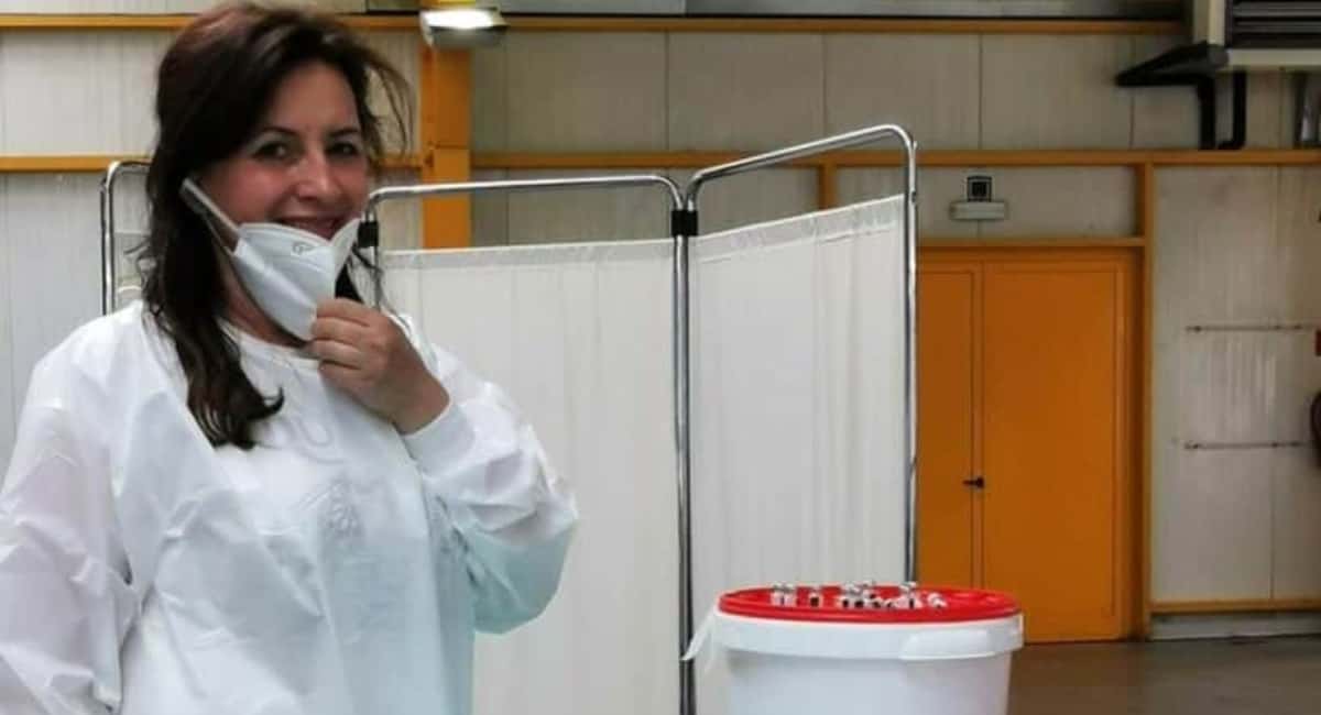 Tanja Rosić: Liječnicima koji provode cijepljenje uvijek ću rado priskočiti u pomoć, kao i ostali kolege stomatolozi Tanja Rosić: Liječnicima koji provode cijepljenje uvijek ću rado priskočiti u pomoć, kao i ostali kolege stomatolozi