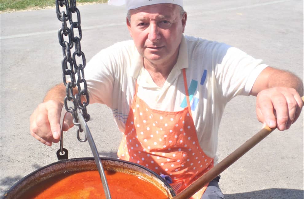 guleš