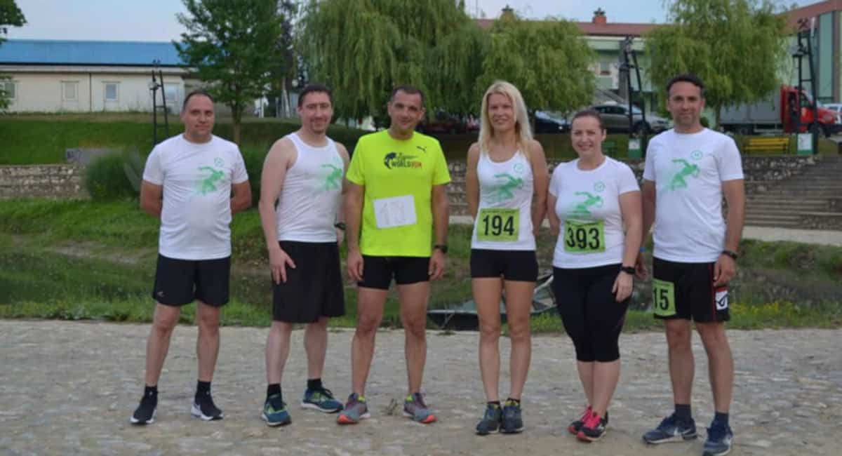 Članovi Trkačkog kluba Rudar ‘okinuli’ fotku sa županom Matijom Posavcem Članovi Trkačkog kluba Rudar ‘okinuli’ fotku sa županom Matijom Posavcem