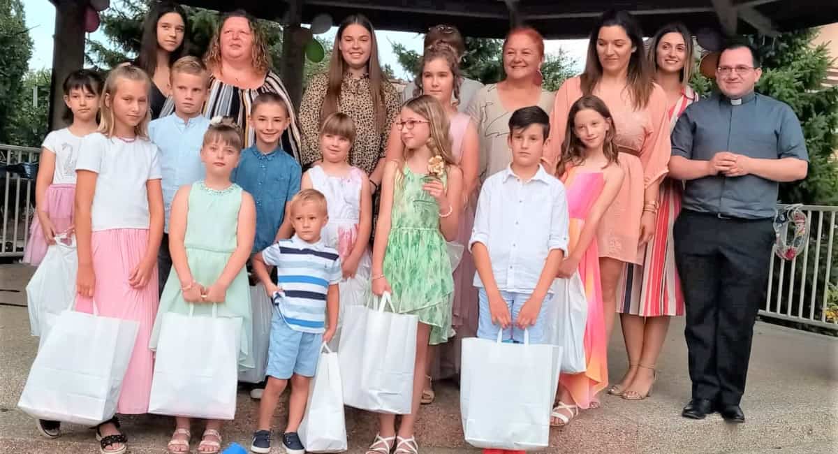 Tija Levačić po drugi put osvojla Zlatni mikrofon! Tija Levačić po drugi put osvojla Zlatni mikrofon!