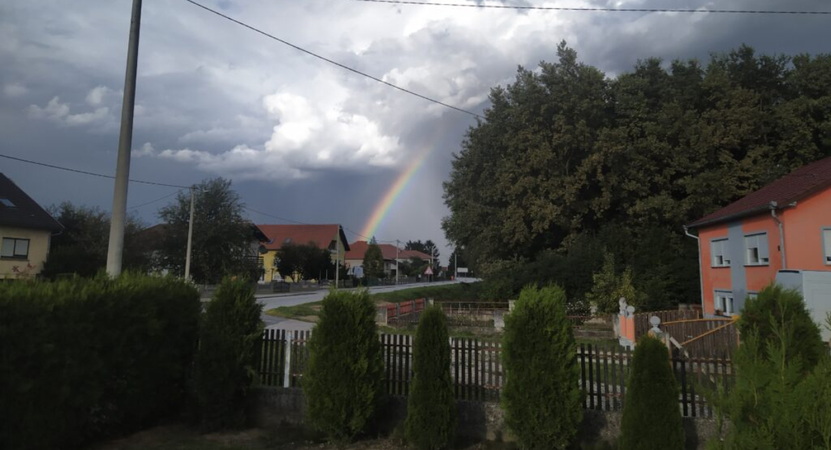 PREKRASAN PRIZOR Duga proparala nebo iznad Hodošana PREKRASAN PRIZOR Duga proparala nebo iznad Hodošana