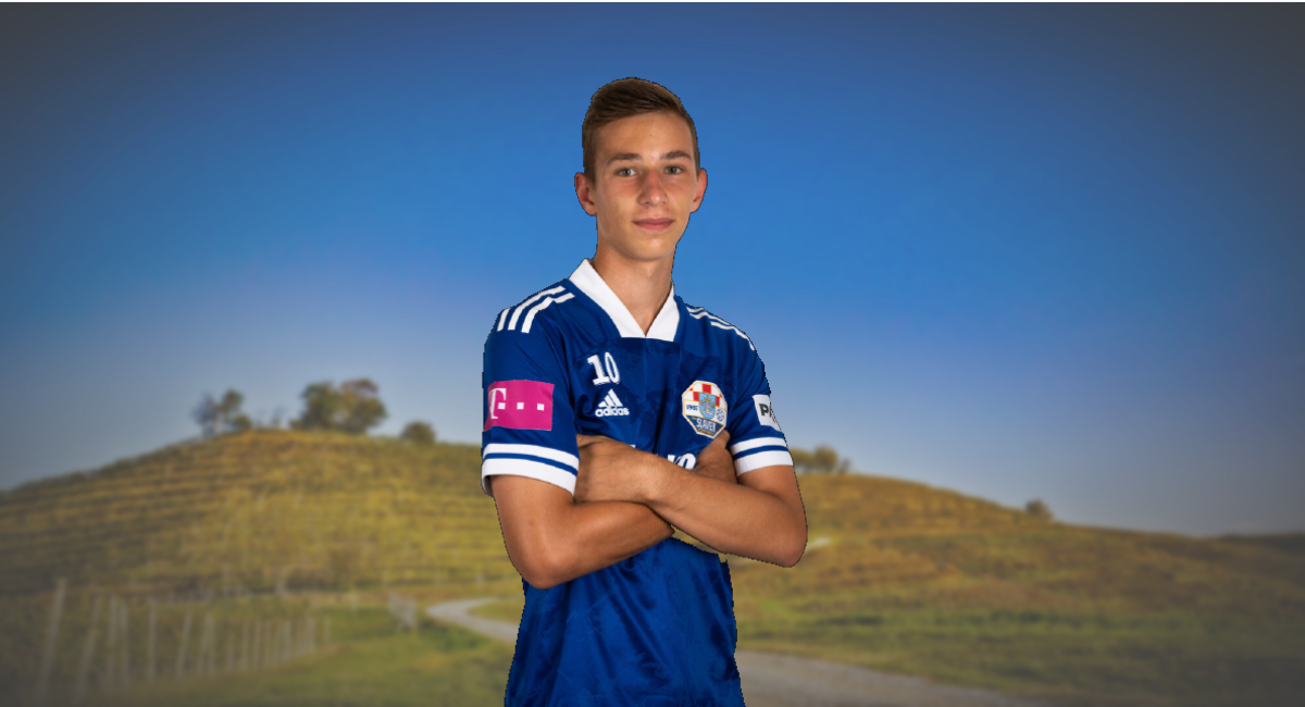 Priločanec Lovro Zvonarek najmlađi je strijelac u povijesti HNL-a, a u srednjoj mu je prosjek 4,86 Priločanec Lovro Zvonarek najmlađi je strijelac u povijesti HNL-a, a u srednjoj mu je prosjek 4,86