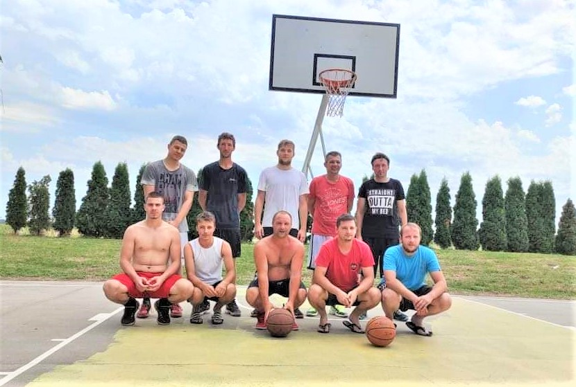 Kod sportskih prijatelja u Vinici Kod sportskih prijatelja u Vinici