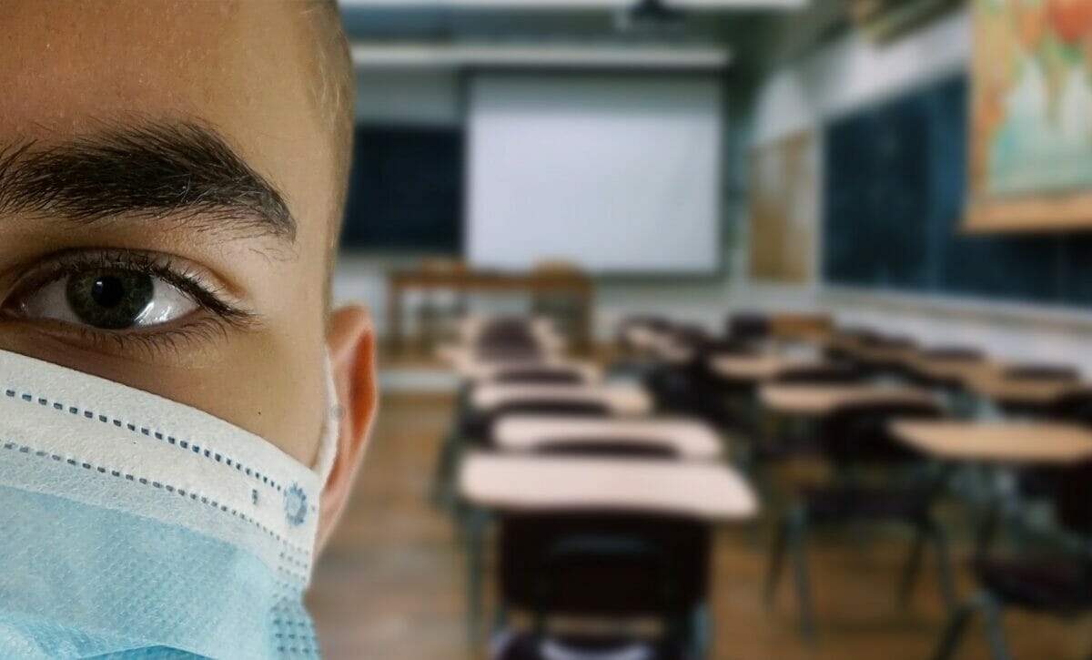 Tridesetak antimaskera upalo u školu, spremačici je pozlilo od šoka Ilustracija