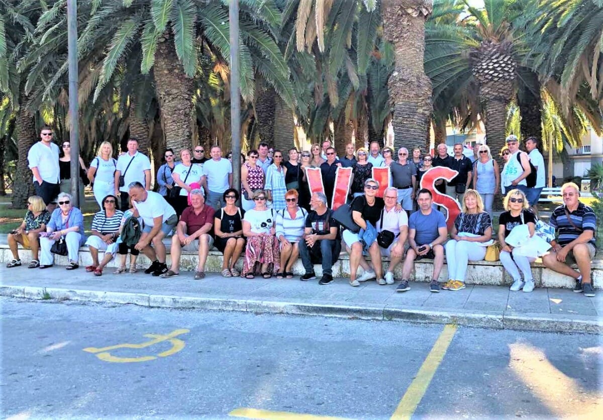 U četiri dana obići će Hvar, Vis, Paklene otoke, Brač… U četiri dana obići će Hvar, Vis, Paklene otoke, Brač…