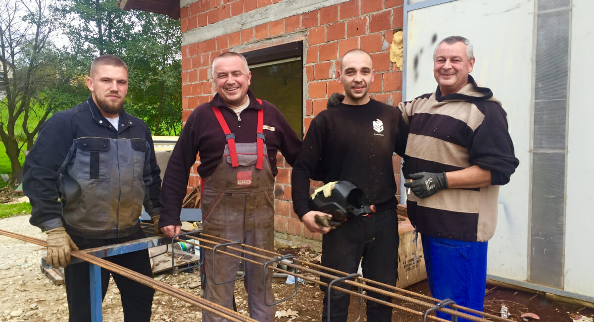 Prije samo dvije godine ovdje je bio svinjac, a danas širimo radionu Prije samo dvije godine ovdje je bio svinjac, a danas širimo radionu