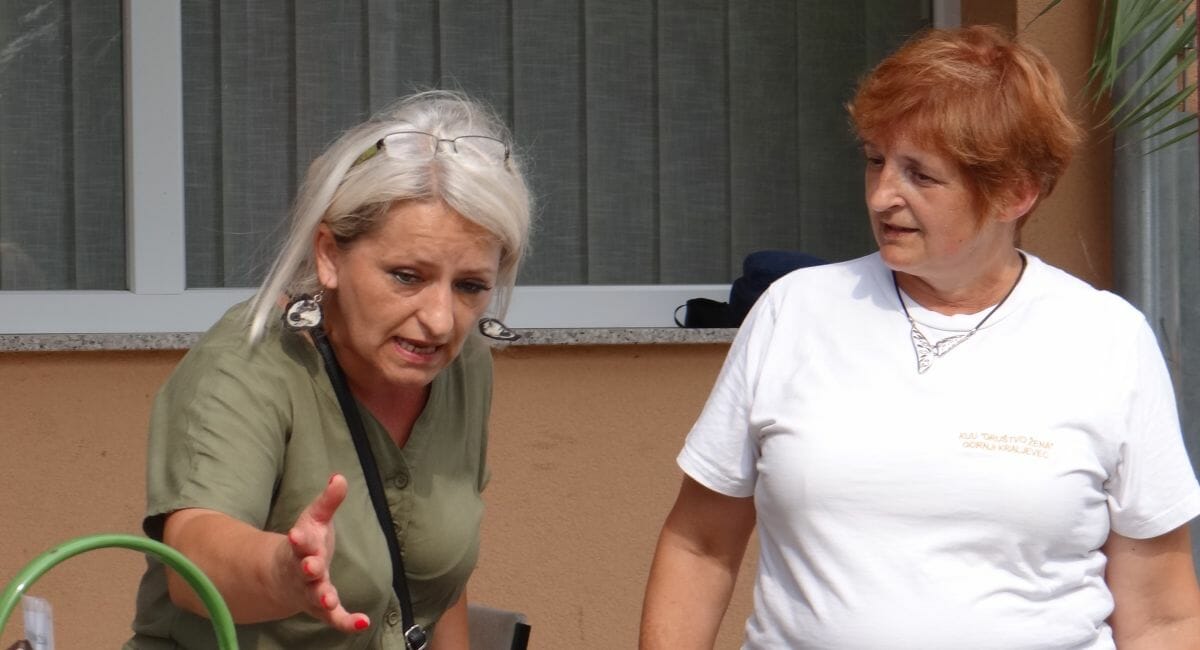 Milena i Štefanija u „sukobu” na otvorenom Milena i Štefanija u „sukobu” na otvorenom