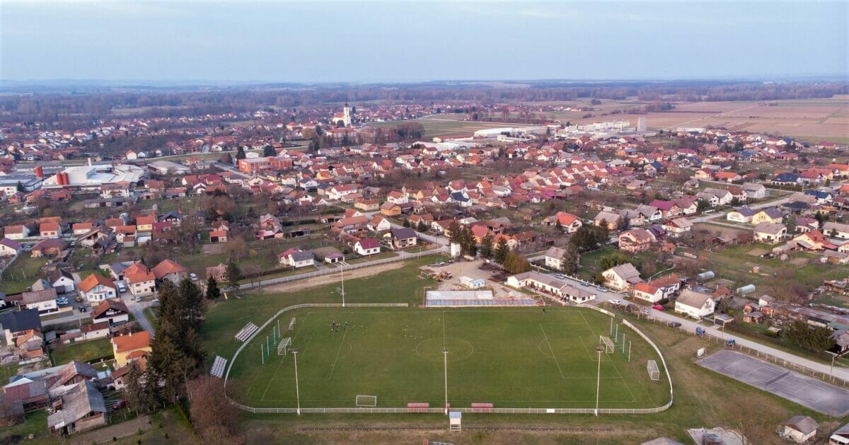 Jedanaest djelatnika u službi za opće dobro Jedanaest djelatnika u službi za opće dobro