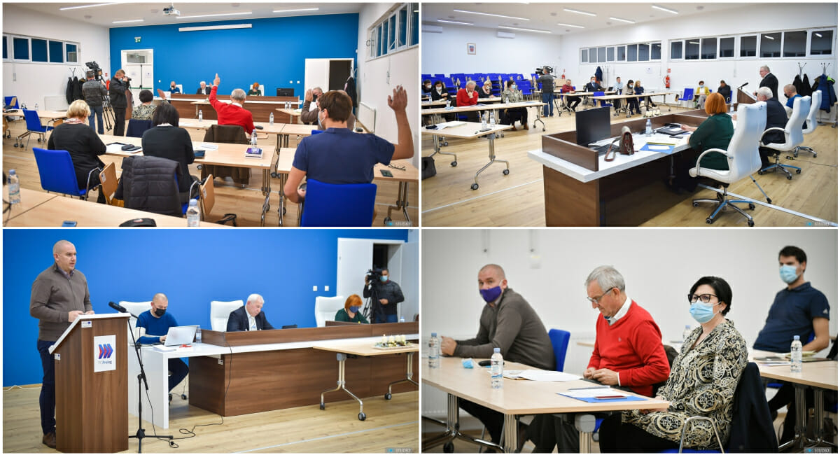 Plakete Grada Preloga primit će Ivanka Crnković, Zlata Tisaj, Vladimir Šalković, Nikola Kvakan i Đuro Mikec Plakete Grada Preloga primit će Ivanka Crnković, Zlata Tisaj, Vladimir Šalković, Nikola Kvakan i Đuro Mikec