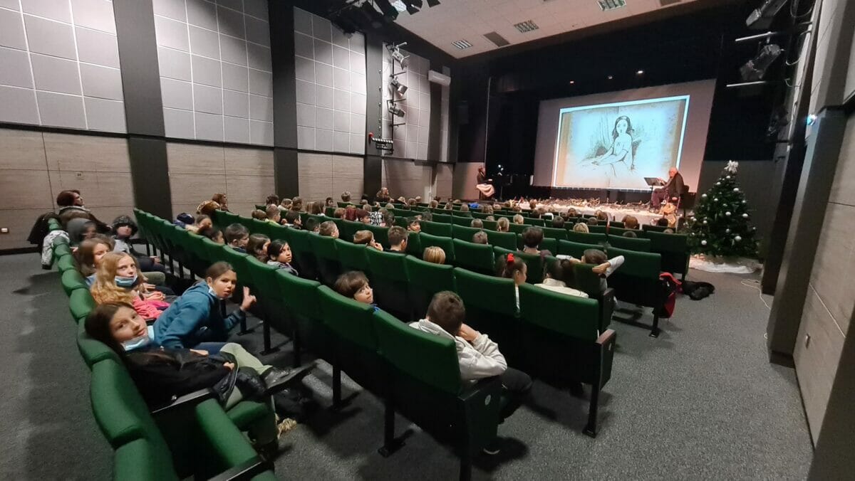 U Murskom Središću ‘Orašarom’ započeo bogat adventski program za djecu U Murskom Središću ‘Orašarom’ započeo bogat adventski program za djecu