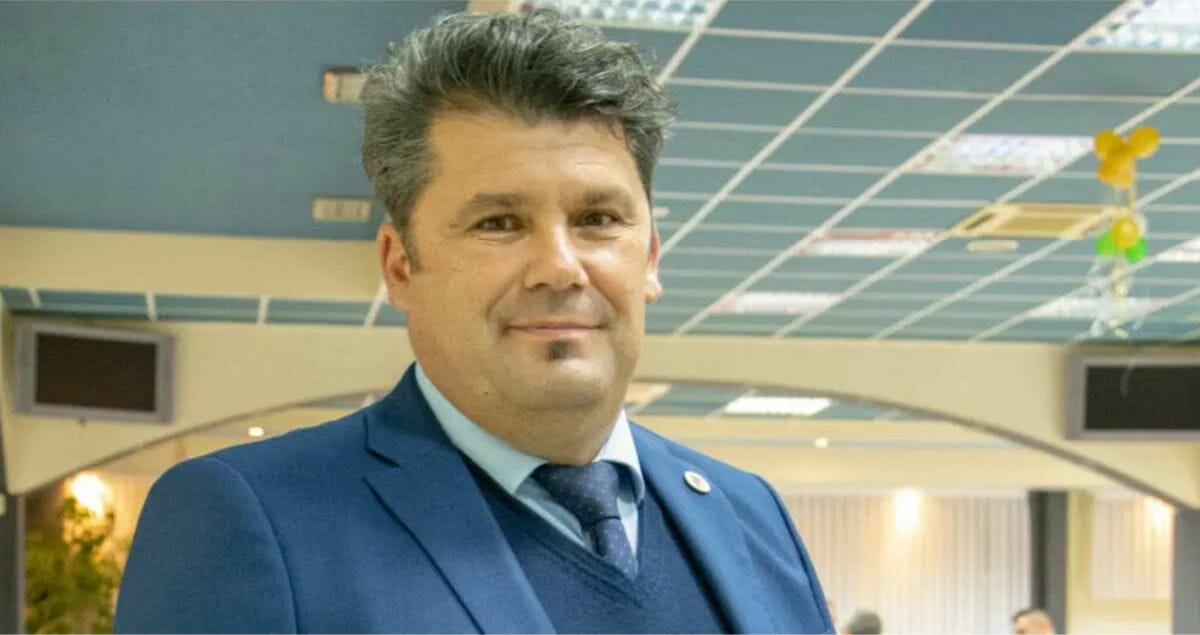 Kristijan Antolović novi je predsjednik Međimurskog nogometnog saveza Kristijan Antolović novi je predsjednik Međimurskog nogometnog saveza