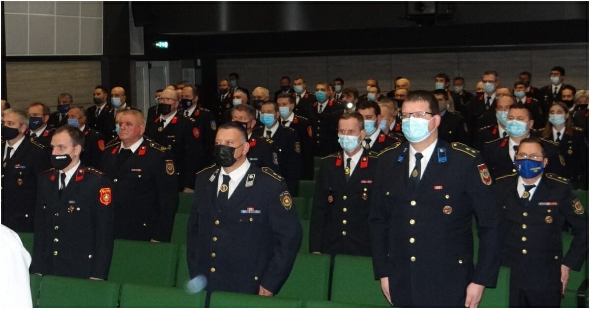 Mario Medved i dalje predsjednik, izabran gotovo jednoglasno uz pljesak predstavnika međimurskih DVD-a Mario Medved i dalje predsjednik, izabran gotovo jednoglasno uz pljesak predstavnika međimurskih DVD-a