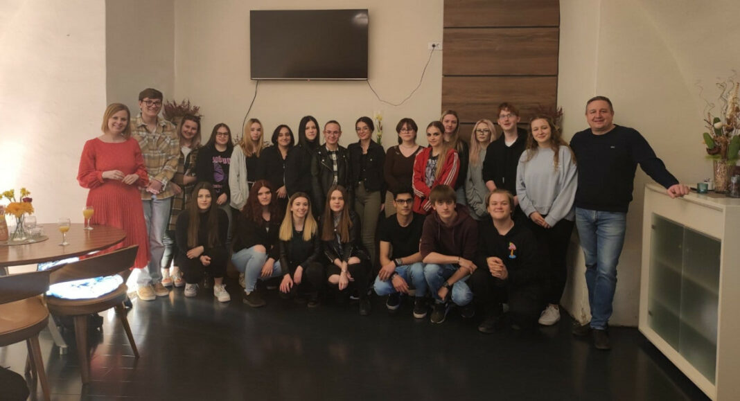 Hotelijeri praksu nakratko preselili u Stari grad Hotelijeri praksu nakratko preselili u Stari grad