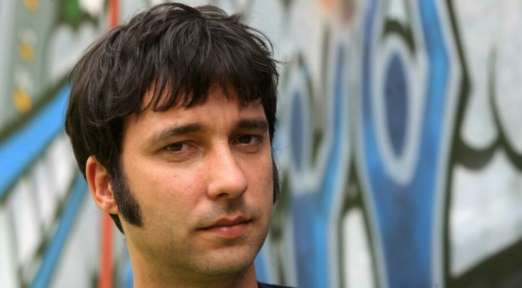 Krešimir Mišak u četvrtak sprema tribinu na temu ‘Smrt transhumanizmu, sloboda narodu’ Krešimir Mišak u četvrtak sprema tribinu na temu ‘Smrt transhumanizmu, sloboda narodu’