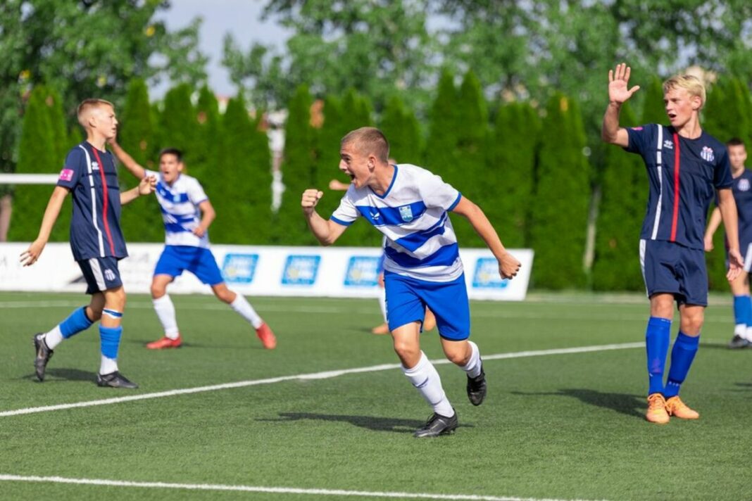 Niko Košir trese mreže u dresu Osijeka Niko Košir trese mreže u dresu Osijeka