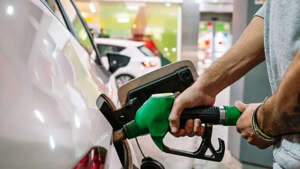 Od utorka nove cijene goriva, pojeftinjuju sve vrste Od utorka nove cijene goriva, pojeftinjuju sve vrste