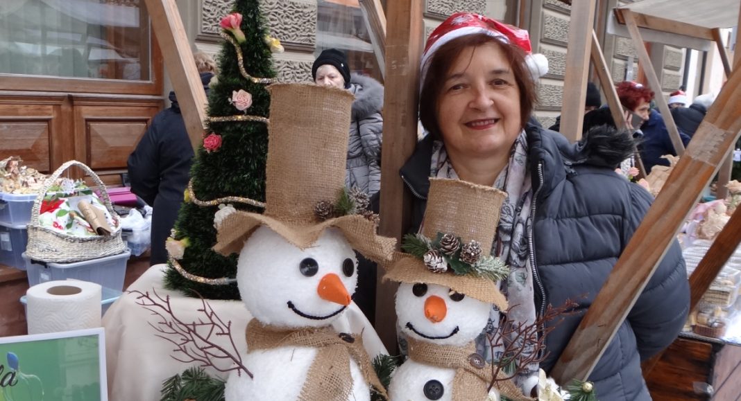 U pripremi kolača KUU ‘Društva žena’ Gornji Kraljevec participirao samo dio žena U pripremi kolača KUU ‘Društva žena’ Gornji Kraljevec participirao samo dio žena