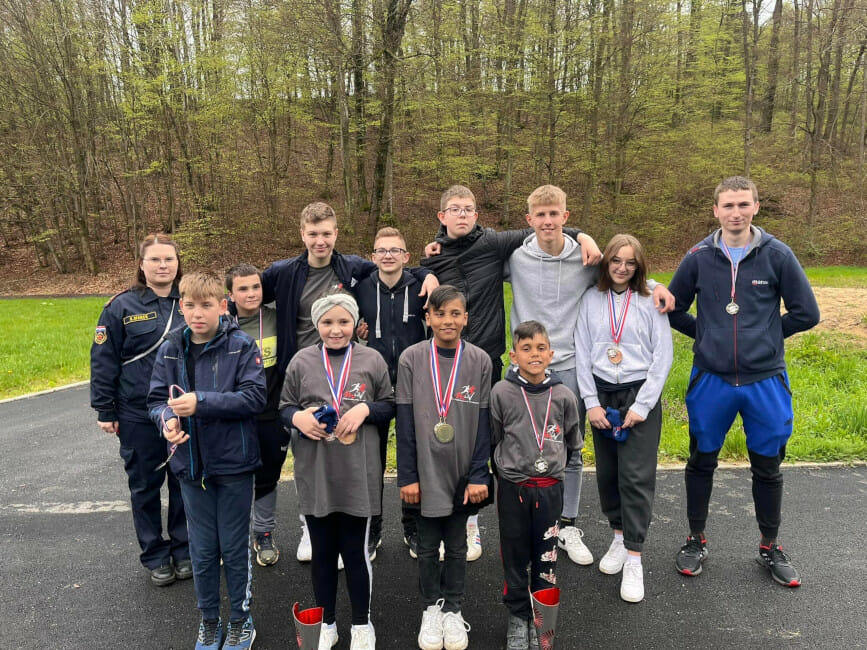 Sudjelovali na 9. Međimurskoj utrci vatrogasaca u Merhatovcu Sudjelovali na 9. Međimurskoj utrci vatrogasaca u Merhatovcu