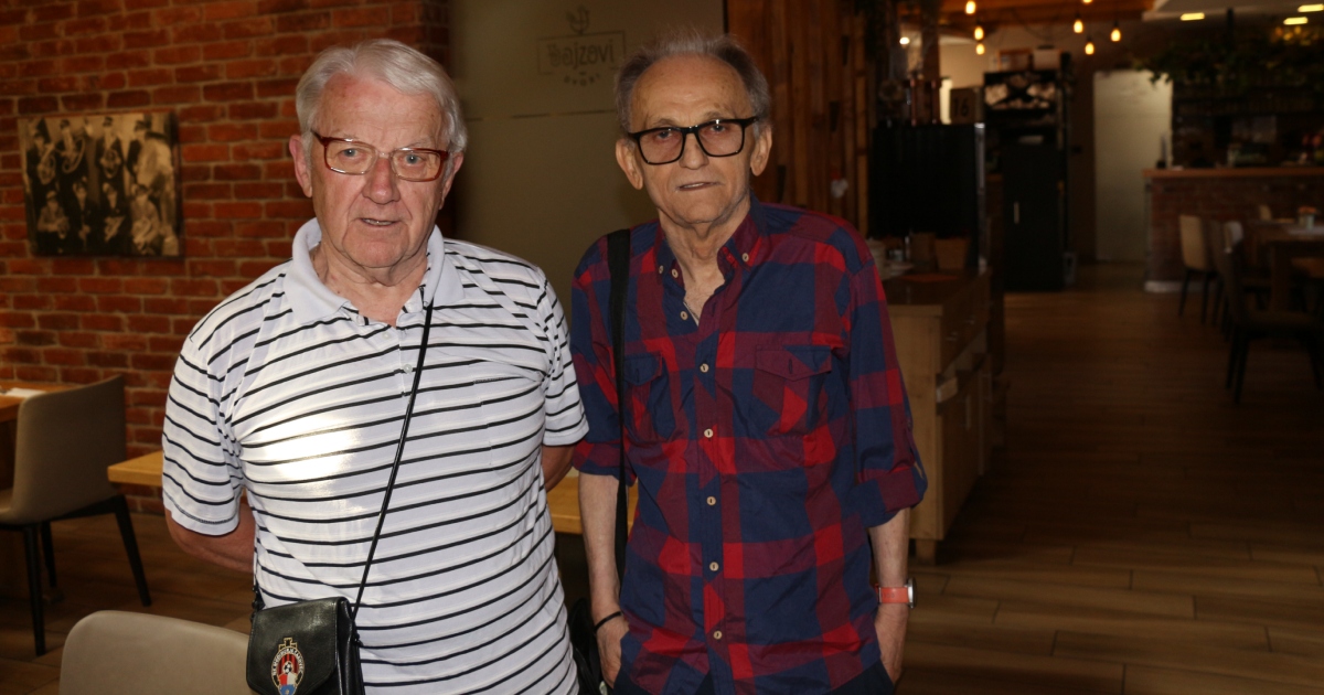 Ešo i Mladen na nedavnoj skupštini međimurskih sportskih novinara po nečemu su prednjačili Ešo i Mladen na nedavnoj skupštini međimurskih sportskih novinara po nečemu su prednjačili