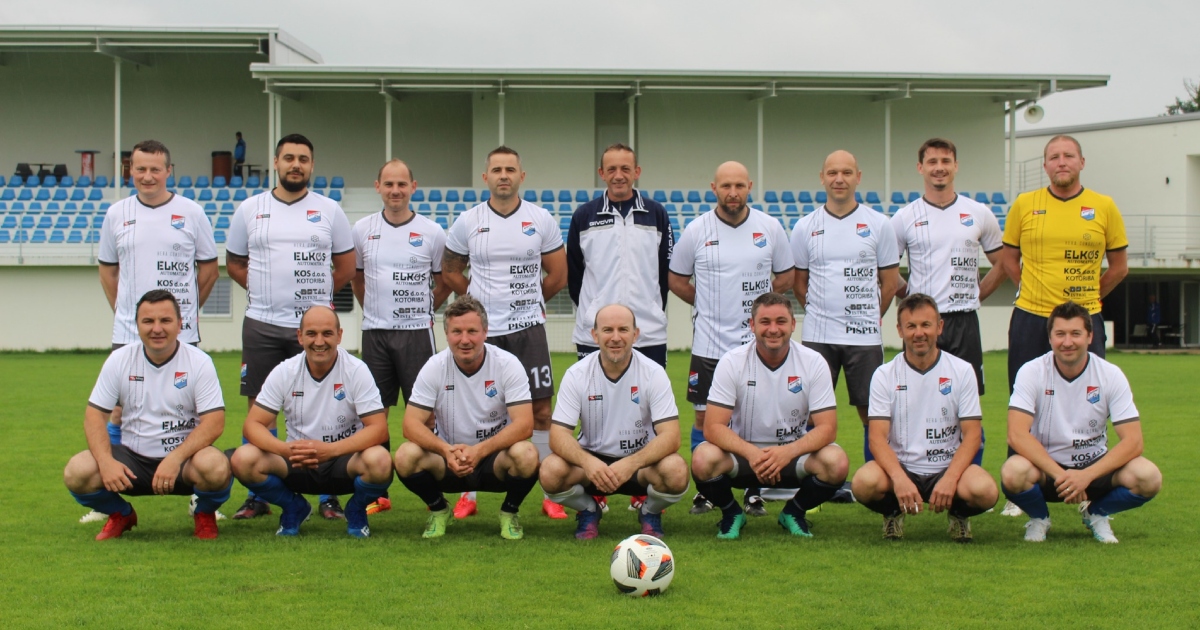 Ponos ispred novog zdanja Ponos ispred novog zdanja