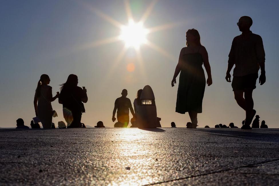 Noći tropske, a dnevne temperature preko 35°C Noći tropske, a dnevne temperature preko 35°C