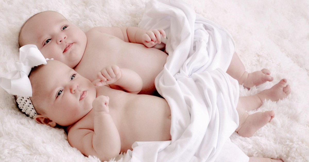 Proteklog tjedna kćeri su dobile obitelji Jambrošić, Vugrin i Logožar, a sinove Horvat, Ambruš i Vugrin! Čestitamo roditeljima! Proteklog tjedna kćeri su dobile obitelji Jambrošić, Vugrin i Logožar, a sinove Horvat, Ambruš i Vugrin! Čestitamo roditeljima!