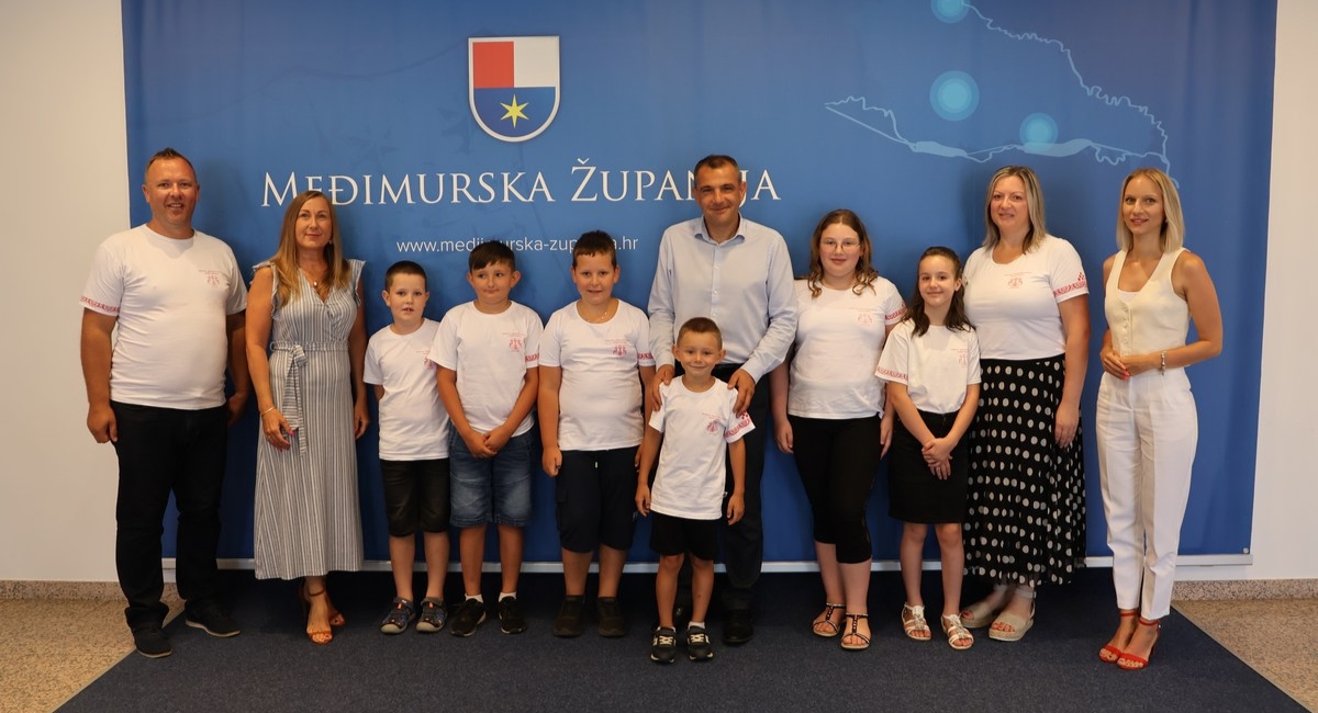 Mlađa sekcija KUD-a Donji Vidovec među najboljim dječjim folklornim grupama Mlađa sekcija KUD-a Donji Vidovec među najboljim dječjim folklornim grupama