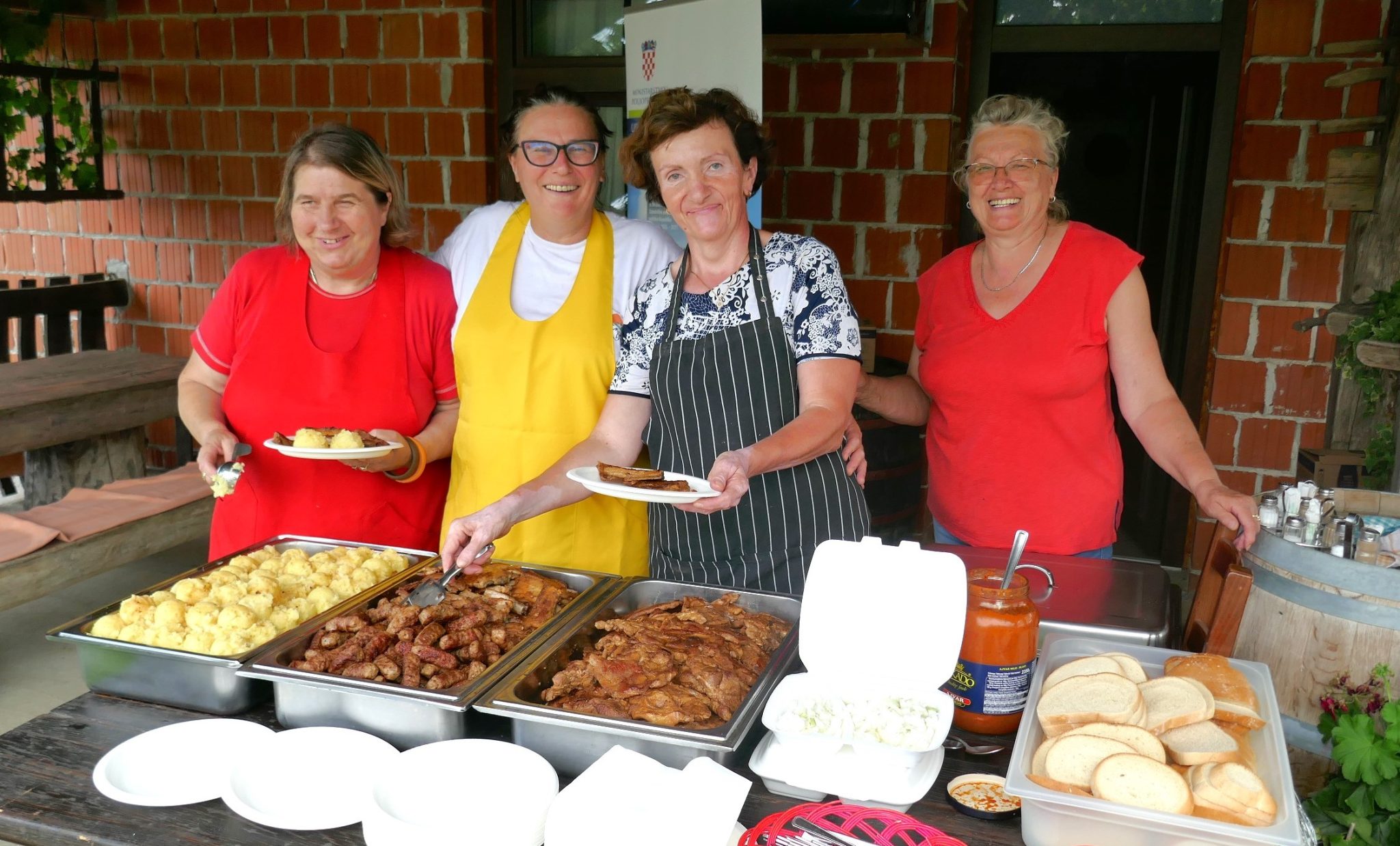 Kad Majda kuha, prsti se ližu! Kad Majda kuha, prsti se ližu!