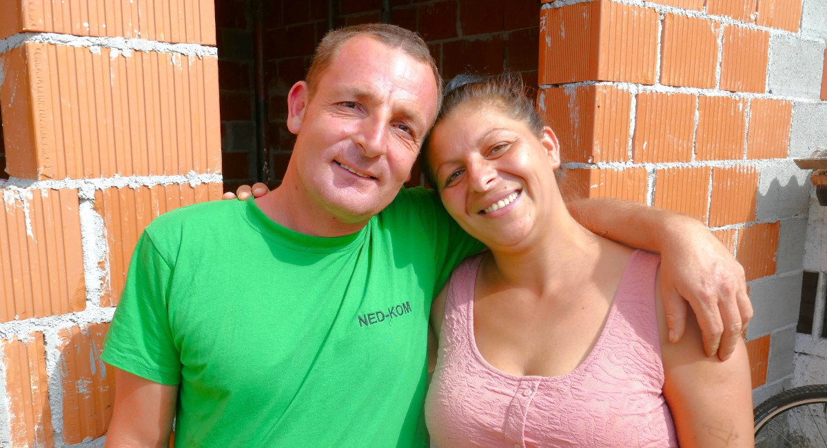 U mojeg Josipa zaljubila sam se sa 17 godina, danas imamo šestero djece i svoju kuću! U mojeg Josipa zaljubila sam se sa 17 godina, danas imamo šestero djece i svoju kuću!