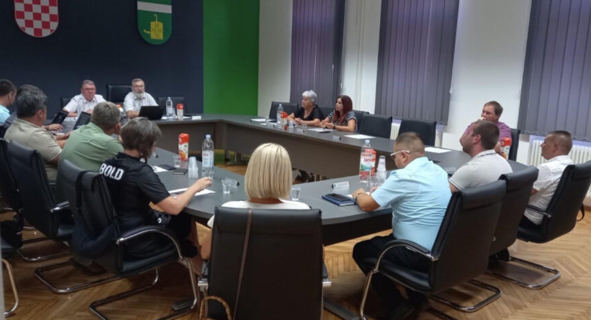 O protupoplavnim mjerama, južnoj zaobilaznici, novoj kući u vlasništvu grada i uznemiravanju građana O protupoplavnim mjerama, južnoj zaobilaznici, novoj kući u vlasništvu grada i uznemiravanju građana