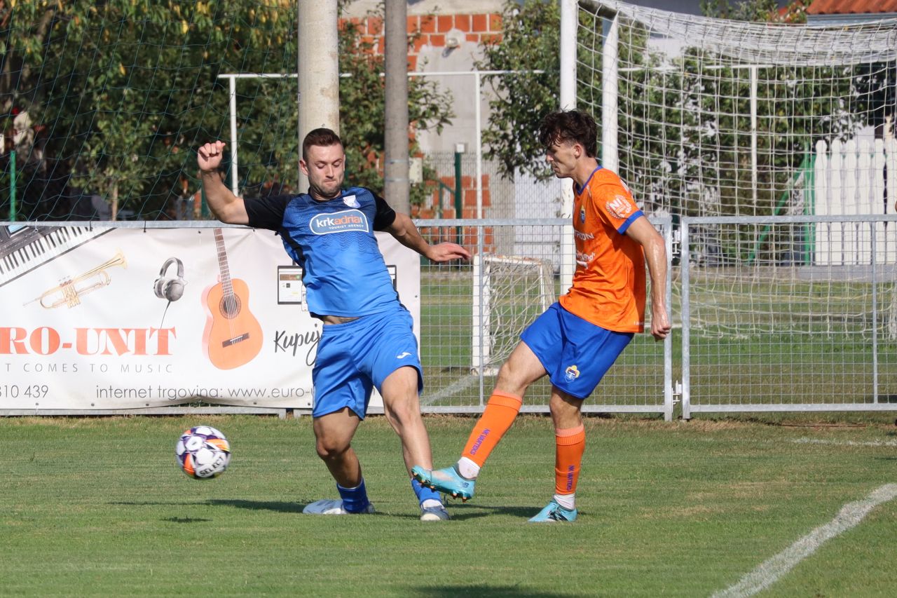 Varteks slavi, vratar Banfić heroj Varteks slavi, vratar Banfić heroj