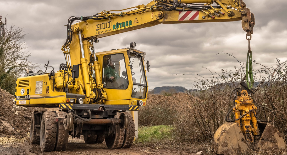 Na šljunčari kod Turčišća provaljeno u radni stroj za vađenje šljunka Na šljunčari kod Turčišća provaljeno u radni stroj za vađenje šljunka