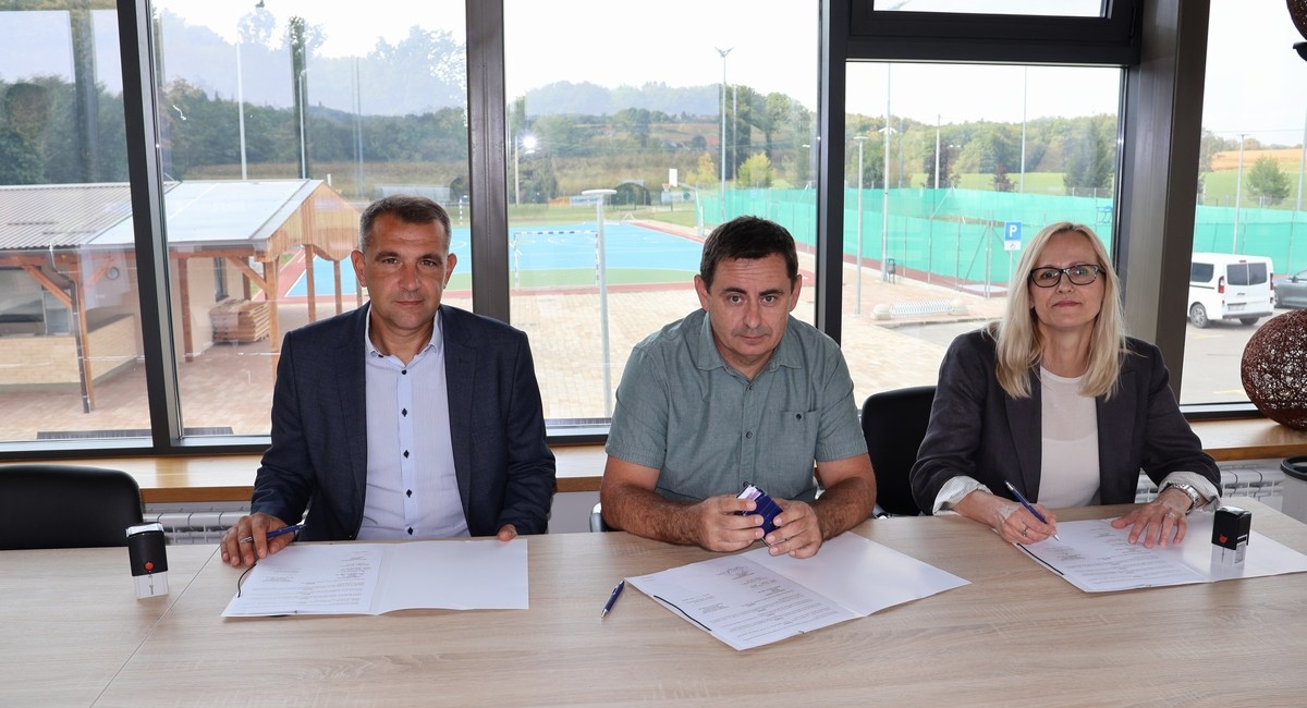 Uređuje se prometnica u Gornjoj Dubravi Uređuje se prometnica u Gornjoj Dubravi