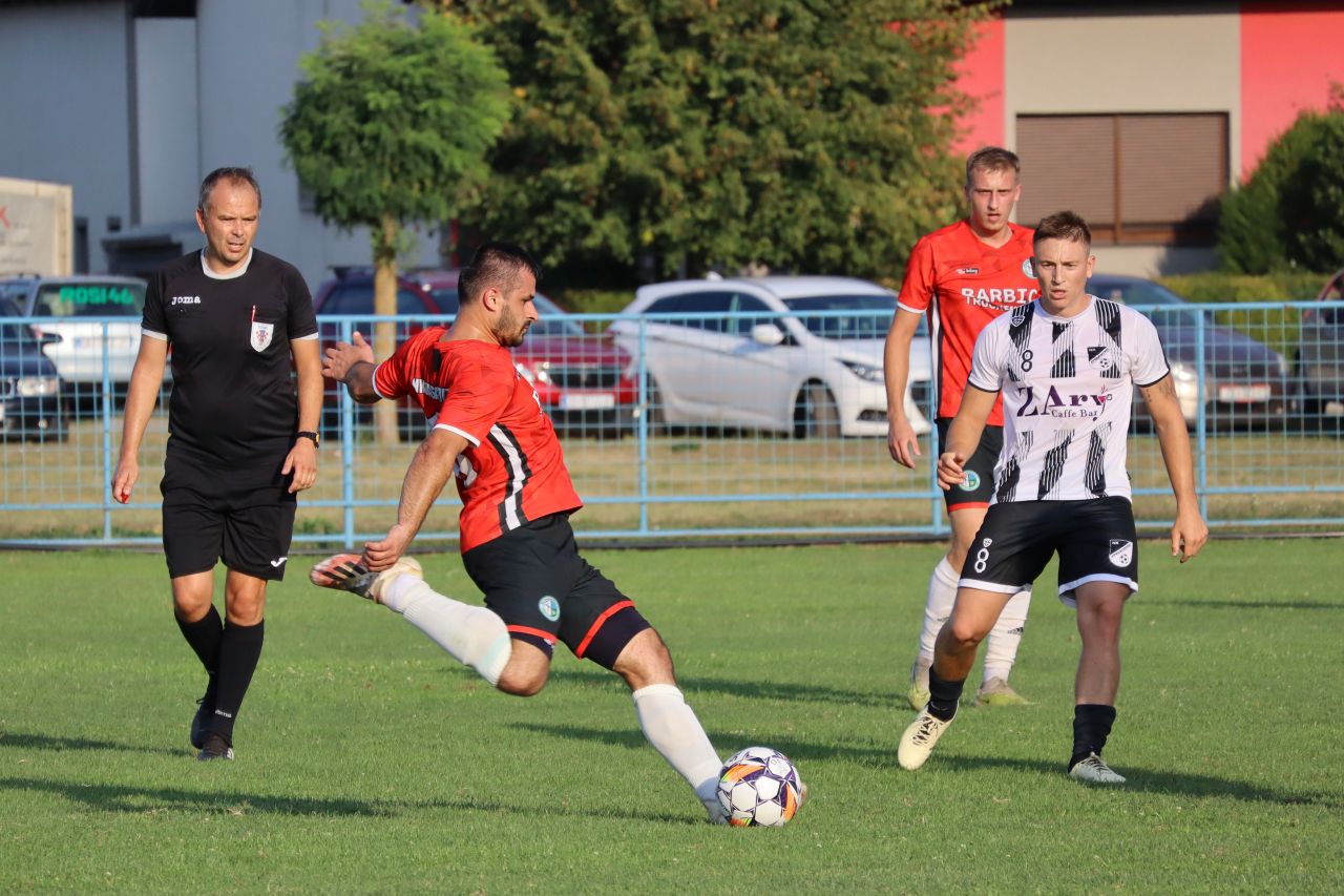 1.MNL: Dva hattricka, četiri igrača postigla po dva pogotka 1.MNL: Dva hattricka, četiri igrača postigla po dva pogotka