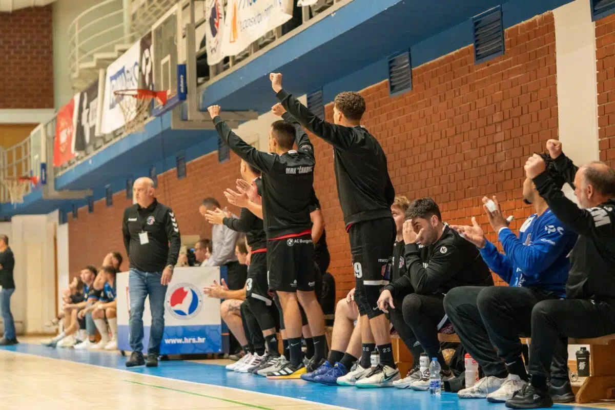 Borković:”Ovakve utakmice su prilika za nas da učimo i napredujemo” Borković:”Ovakve utakmice su prilika za nas da učimo i napredujemo”