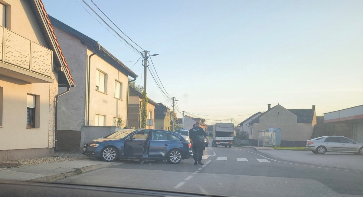 U Palovcu se dogodila prometna nesreća u kojoj su sudjelovala dva osobna automobila U Palovcu se dogodila prometna nesreća u kojoj su sudjelovala dva osobna automobila