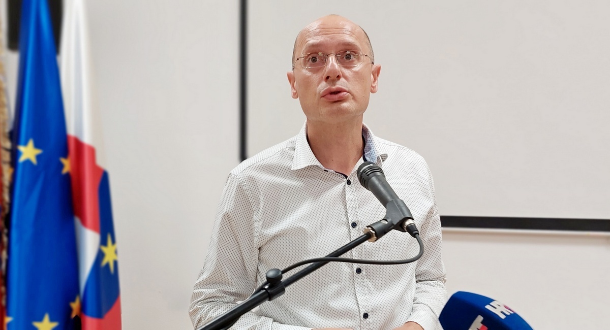 Nikola Hren je novi ravnatelj Županijske bolnice Čakovec Nikola Hren je novi ravnatelj Županijske bolnice Čakovec