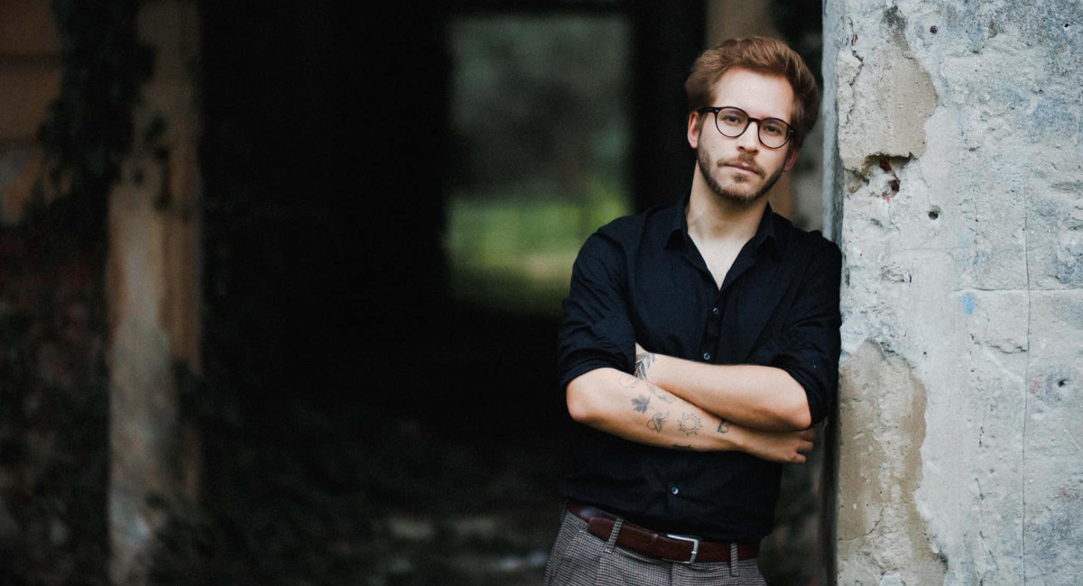 Emanuel Srpak: Pisanje je disanje Emanuel Srpak: Pisanje je disanje