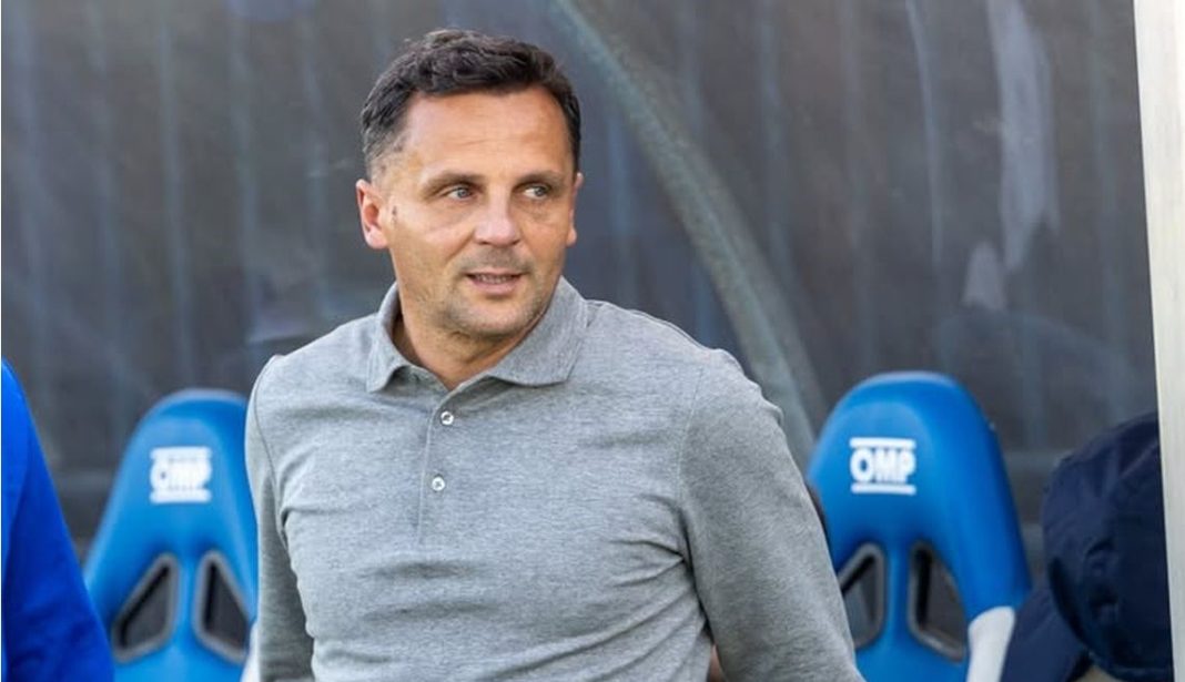 Kova najbolji trener mjeseca Kova najbolji trener mjeseca