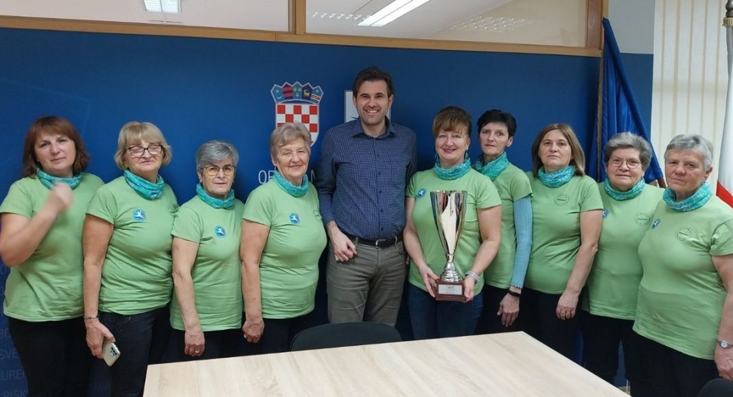 Načelnik Škvorc priredio prijem za prvakinje Hrvatske u sportskoj rekreaciji Načelnik Škvorc priredio prijem za prvakinje Hrvatske u sportskoj rekreaciji