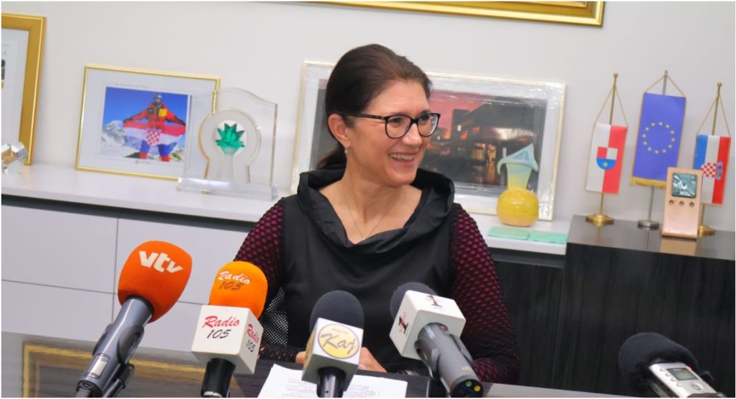 Proračun za 2025. godinu 80 milijuna eura, za investicije predviđeno 32.800.000 eura Proračun za 2025. godinu 80 milijuna eura, za investicije predviđeno 32.800.000 eura