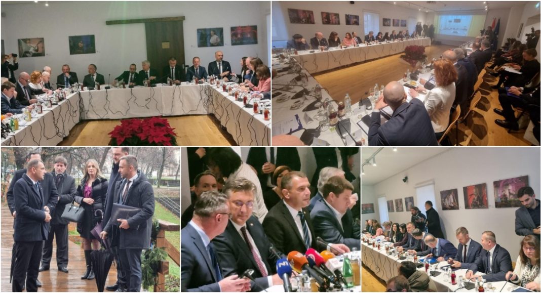 FOTO/VIDEO Raspravlja se o stambenoj politici, uključivanju djece s teškoćama i invaliditetom i unaprjeđenju digitalnih usluga FOTO/VIDEO Raspravlja se o stambenoj politici, uključivanju djece s teškoćama i invaliditetom i unaprjeđenju digitalnih usluga