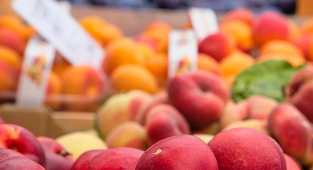 Štetne kemikalije otkrivene u voću iz Albanije Štetne kemikalije otkrivene u voću iz Albanije